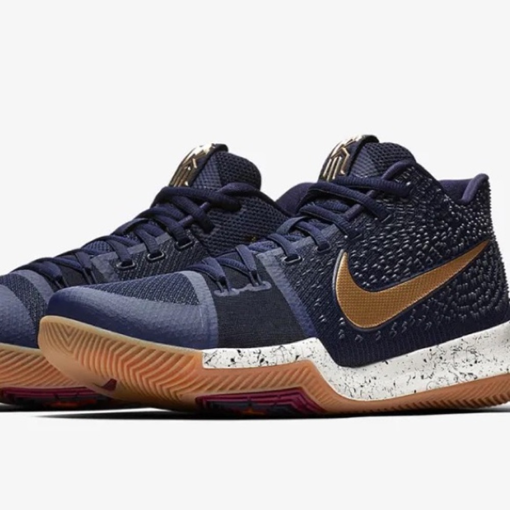 Nike Kyrie Irving 3 Obsidian Metallic Gold Navy Blue 852395-400 Mens Size 9.5
